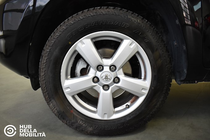 TOYOTA RAV4 2.2 D-4D 136 CV Sol